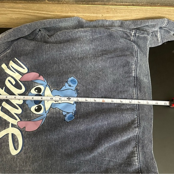 Disney Stitch Sweatshirt Womens Small Blue Gray Long Sleeve Crew Neck Acid Wash - Picture 8 of 9